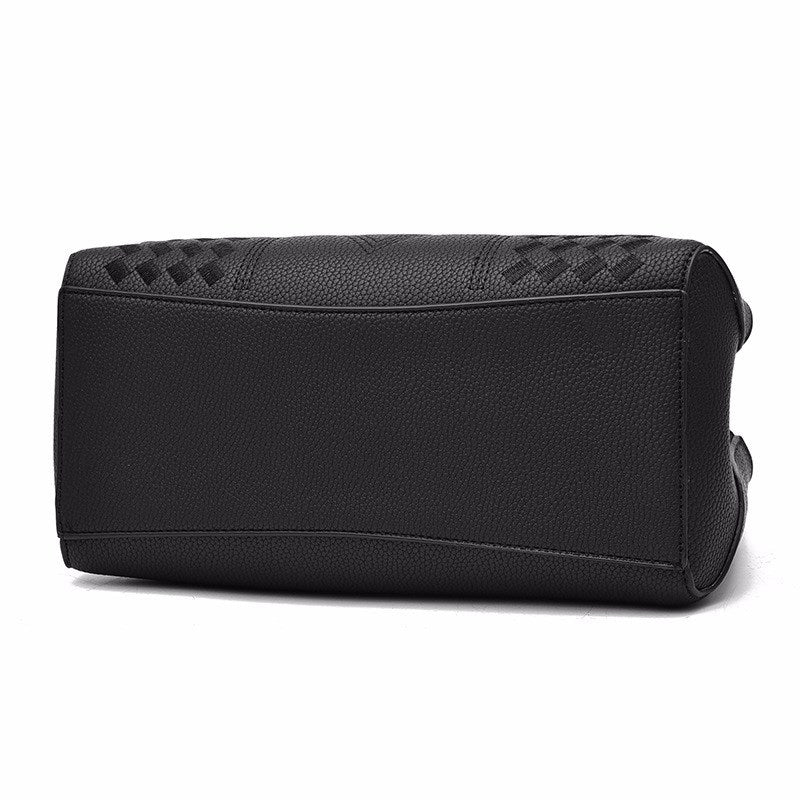 Kimberly Faouti: Amber